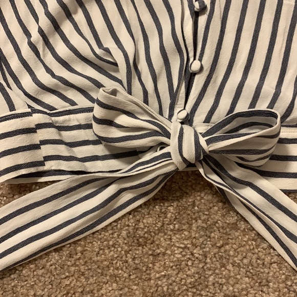 Abercrombie blouse - Picture 3 of 4